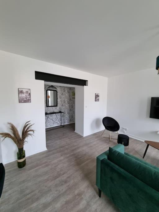 Appartement Jungle- Hypercentre -Charleville Exterior foto